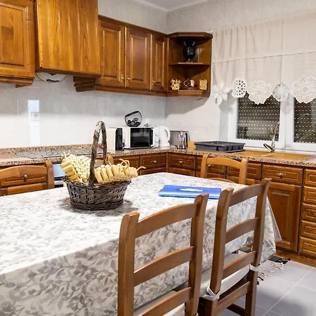 Holiday home Refugio Do Varosa *